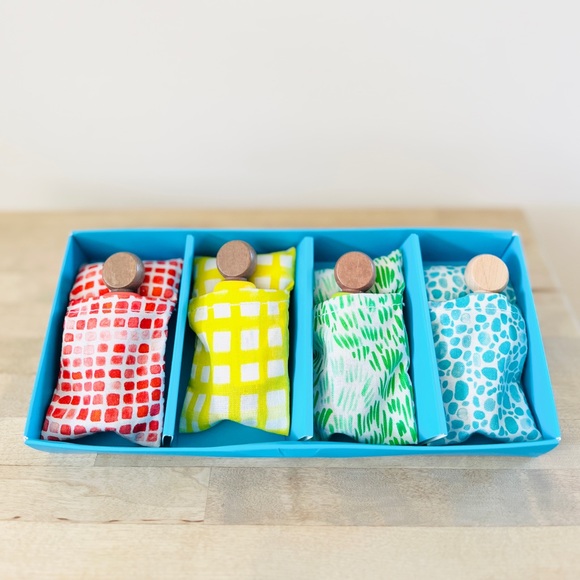 NEW Lovevery Wooden Camper, Tent & Peg People Set - Picture 3 of 7